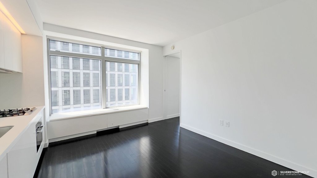 123 Washington Street, Unit 37H photo 5