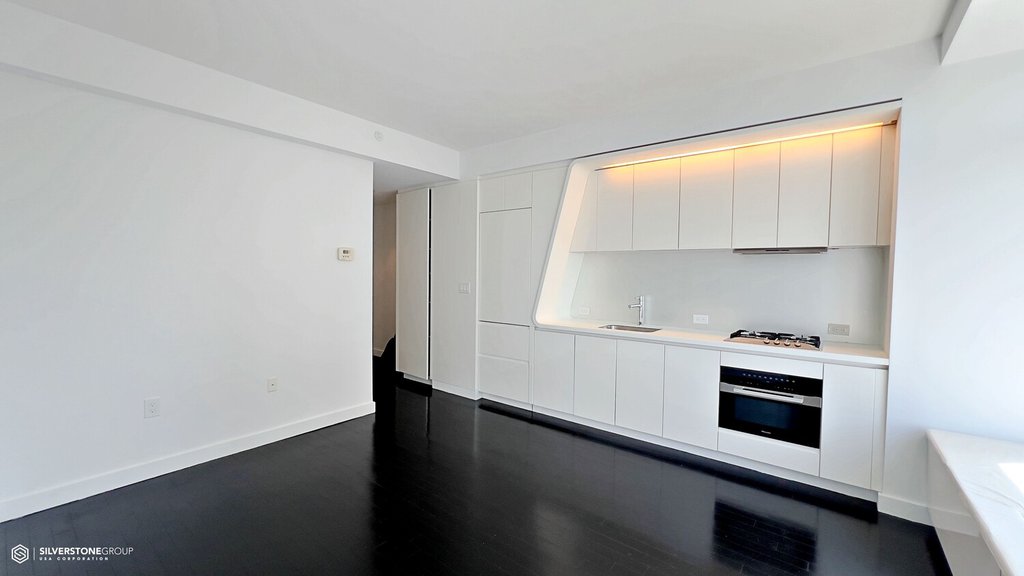 123 Washington Street, Unit 37H photo 7