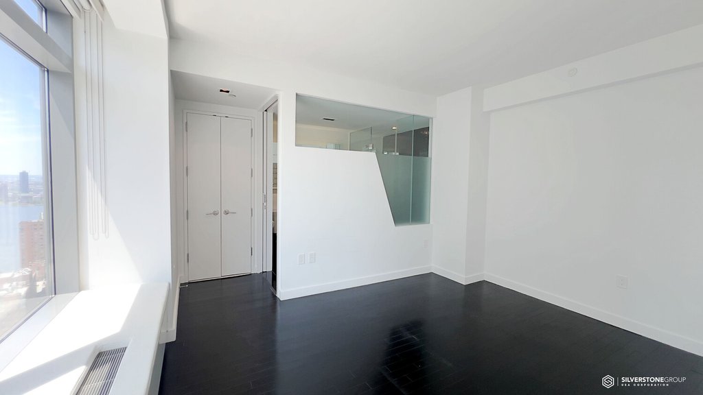 123 Washington Street, Unit 37H photo 9