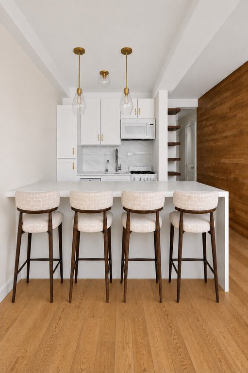117 East 37th Street, Unit 10C photo 4