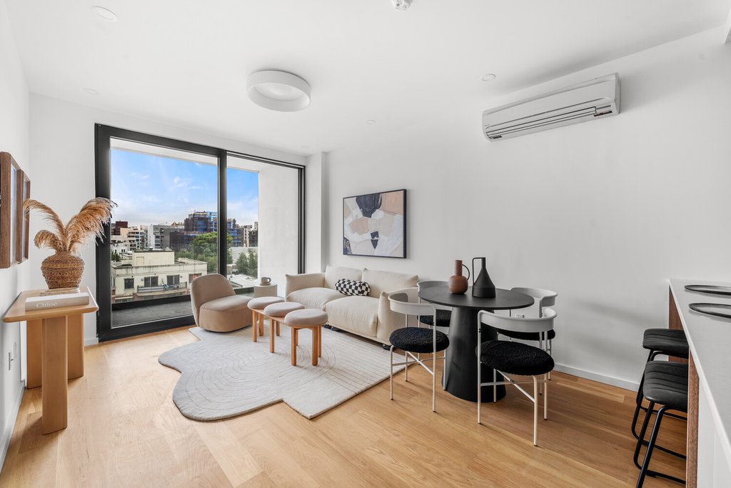 14-35 Broadway, Unit 5A