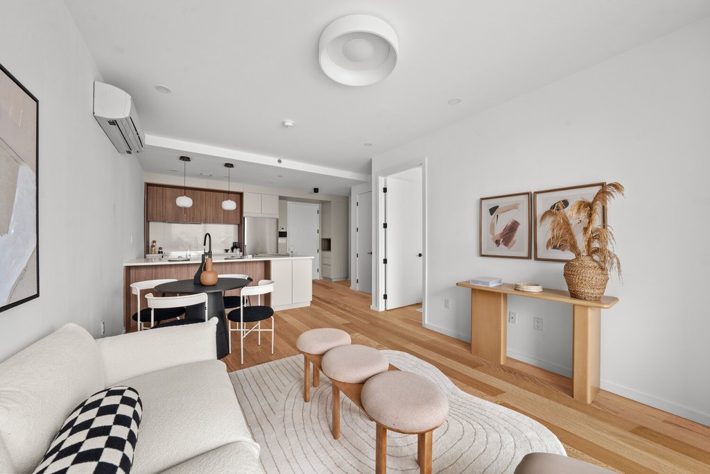 14-35 Broadway, Unit 5A photo 8