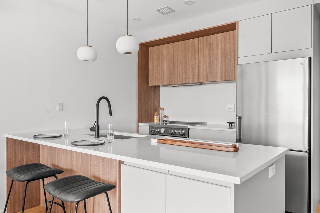14-35 Broadway, Unit 5A photo 9