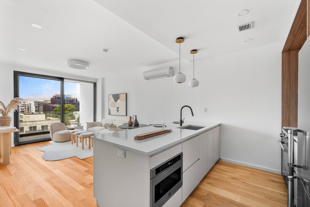 14-35 Broadway, Unit 5A photo 10