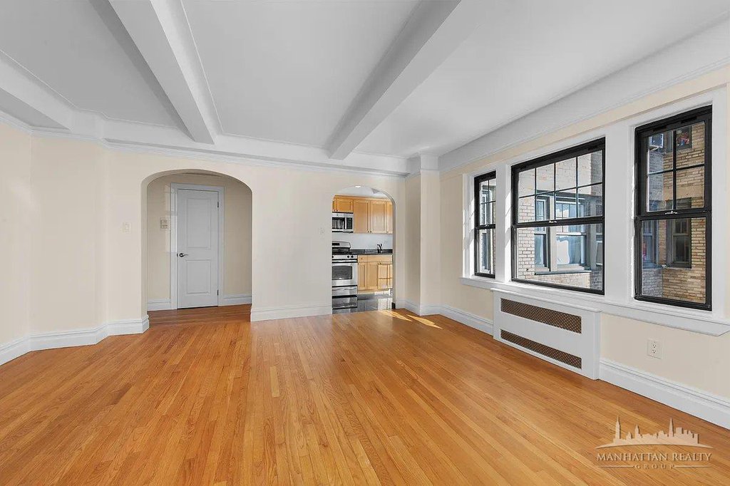 95 Christopher Street, Unit 3J