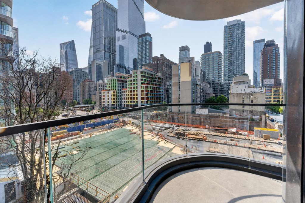 400 West 38th Street, Unit 5GN photo 7