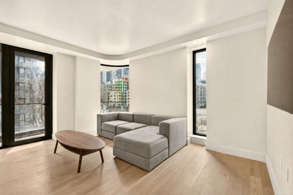 400 West 38th Street, Unit 5GN photo 9