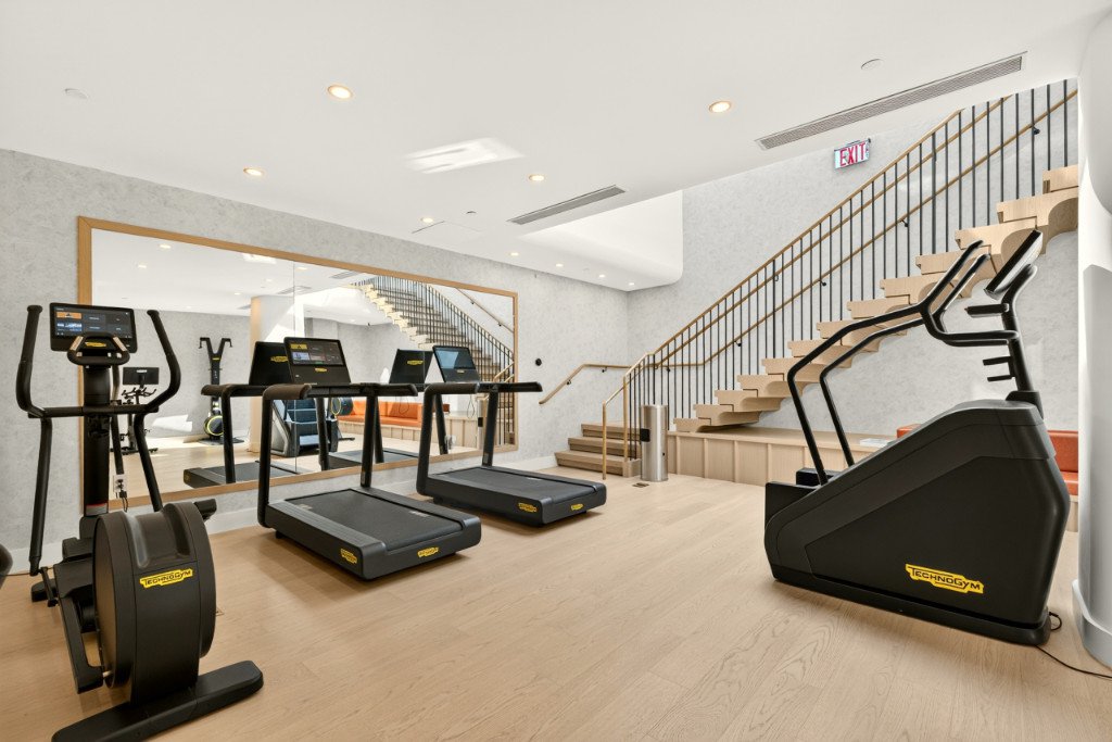 400 West 38th Street, Unit 5GN photo 14