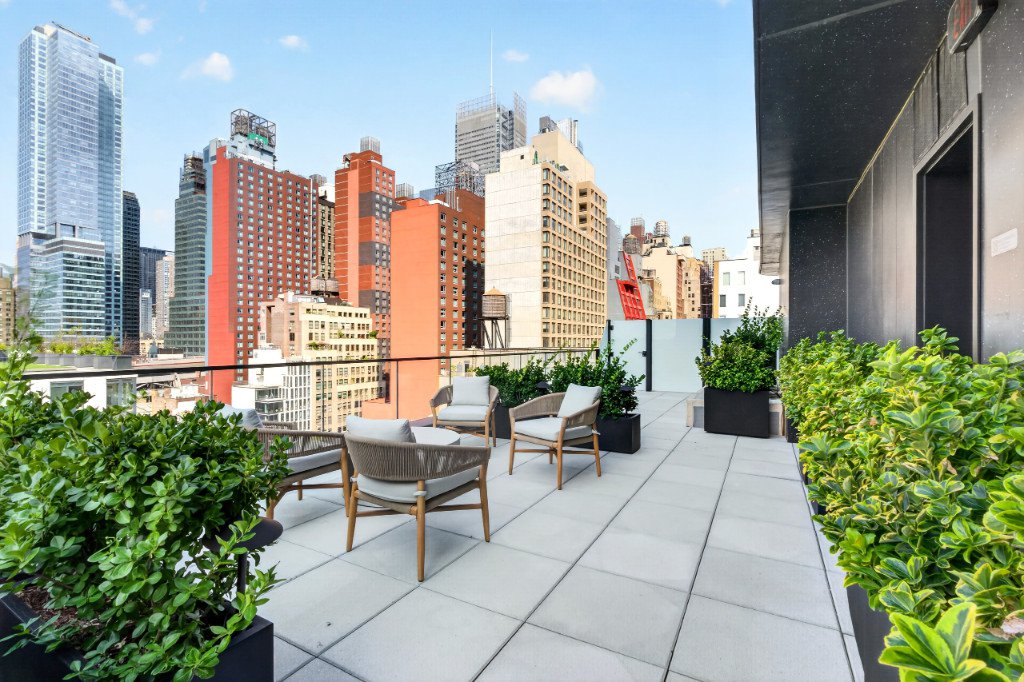 400 West 38th Street, Unit 5GN photo 16