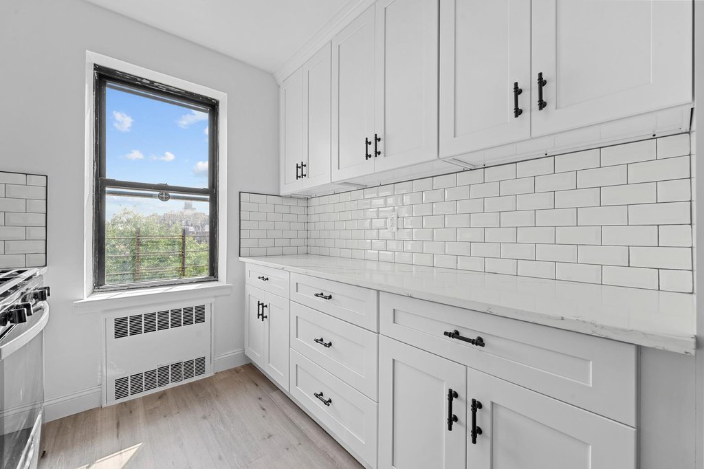 37-26  87th Street, Unit 5F photo 2