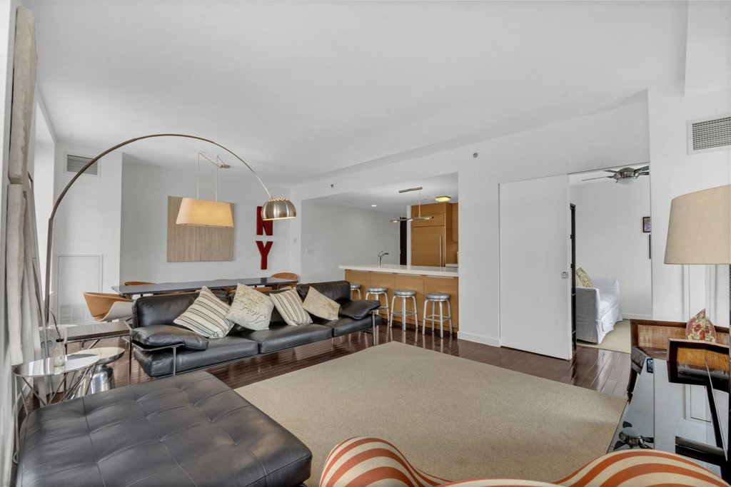 462 West 58th Street, Unit 6B photo 9