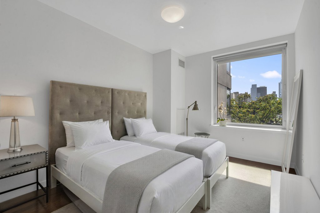462 West 58th Street, Unit 6B photo 16