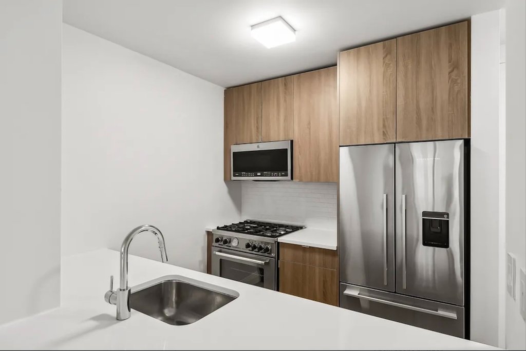 345 East 94th Street, Unit 26D photo 4