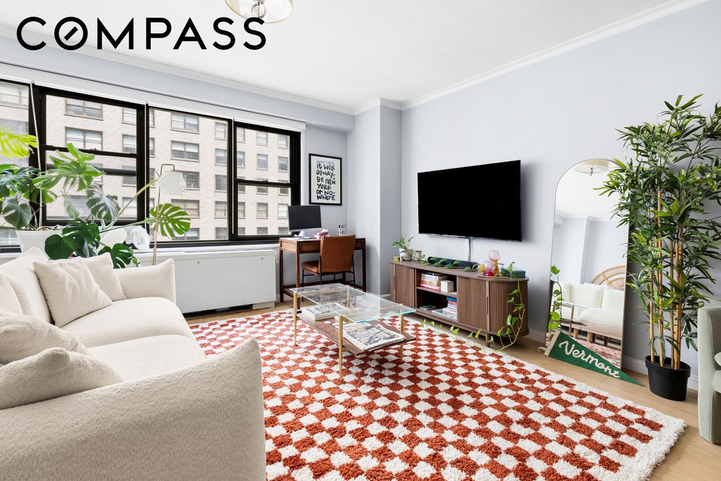 220 East 57th Street, Unit 9F