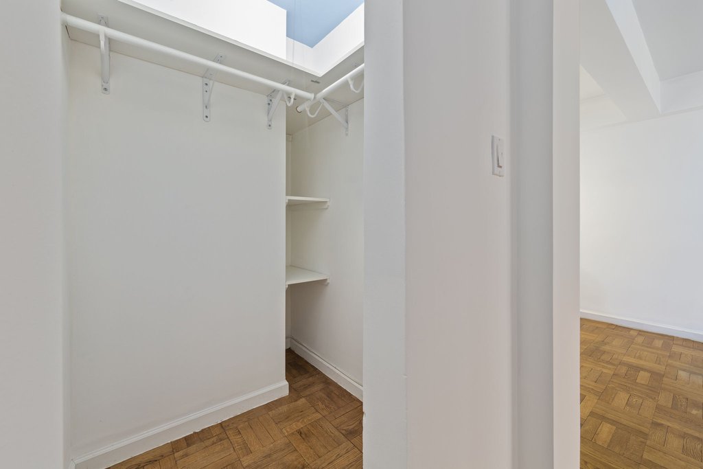 210 East 63rd Street, Unit 4A photo 5