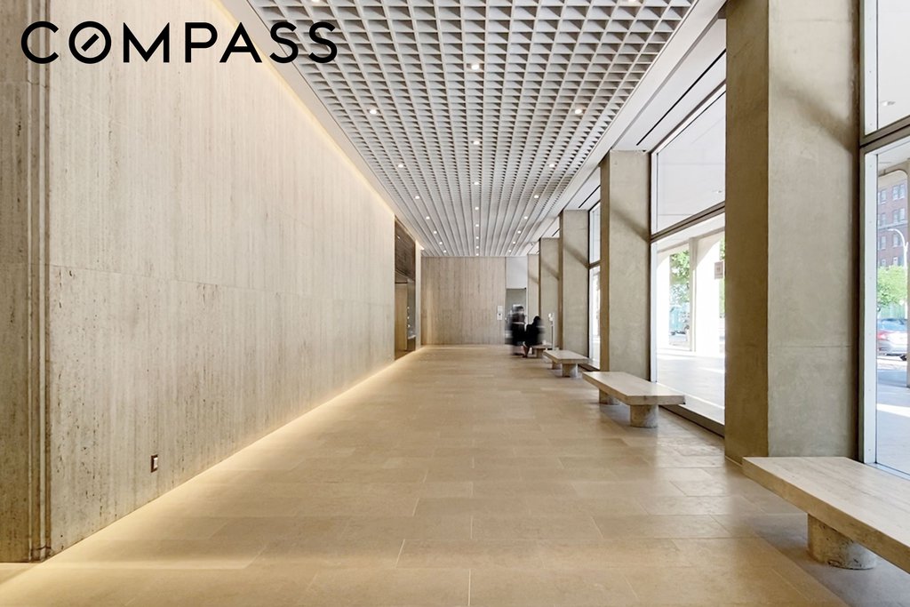 300 East 33rd Street, Unit 21E photo 6