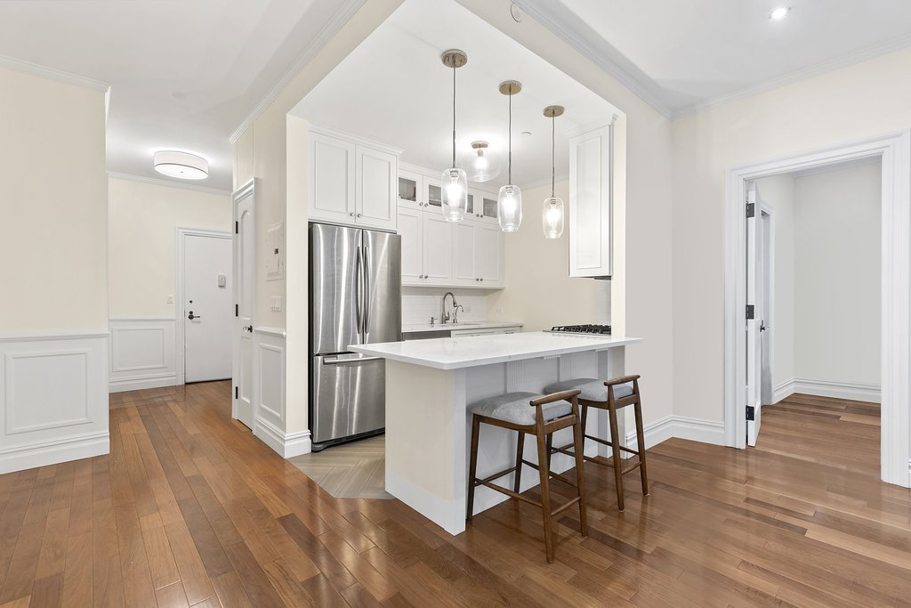 1 Wall Street Court, Unit 1009 photo 8