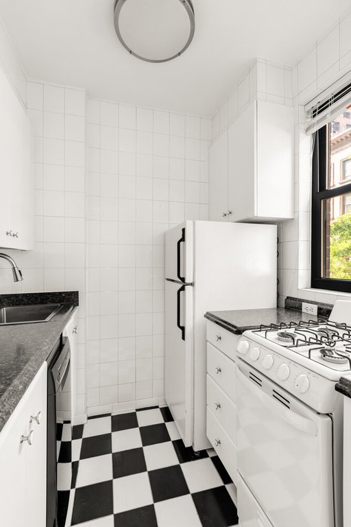 30 East 37th Street, Unit 3E photo 5