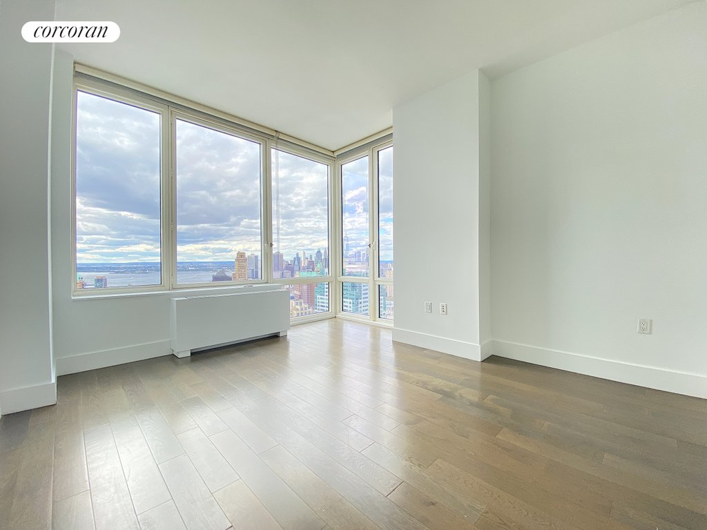 388 Bridge Street, Unit 43H photo 7