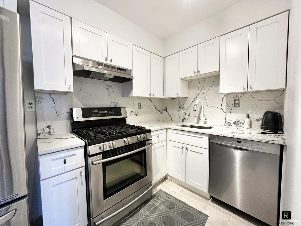 10 Bay Street Landing, Unit 2B photo 10