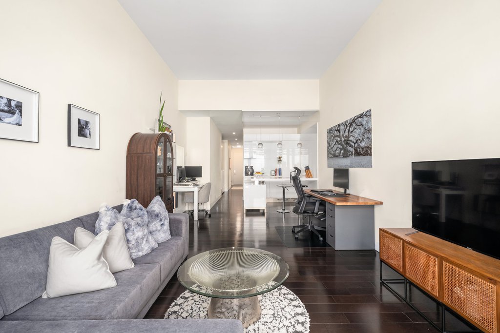 111 Fulton Street, Unit 809