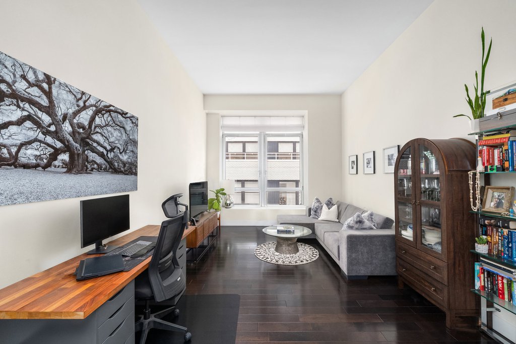 111 Fulton Street, Unit 809 photo 2
