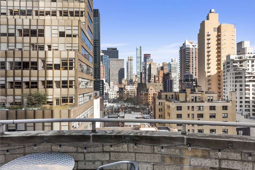 216 East 47th Street, Unit 11A photo 5