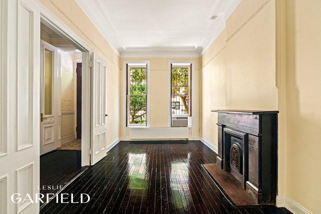 332 East 69th Street – For Sale photo 2