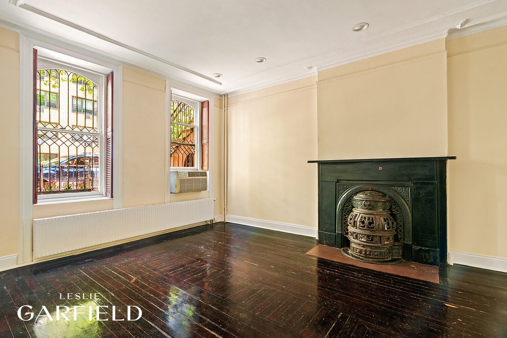 332 East 69th Street – For Sale photo 4