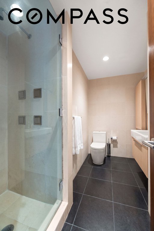 641 Fifth Avenue, Unit 31C photo 11