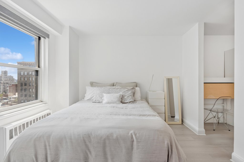 1199 Park Avenue, Unit 16E photo 5