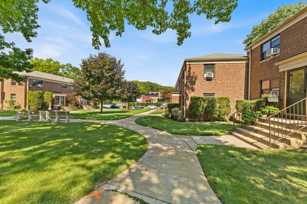 76-24 Springfield Boulevard, Unit 147B1