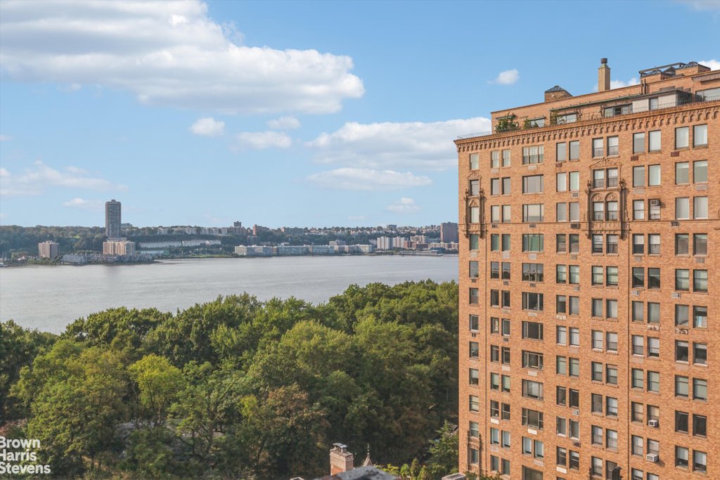 100 Riverside Drive, Unit 14E