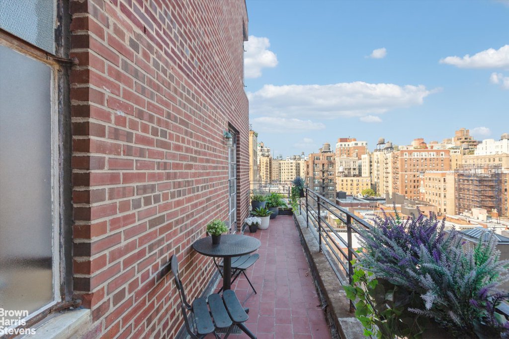 100 Riverside Drive, Unit 14E photo 2