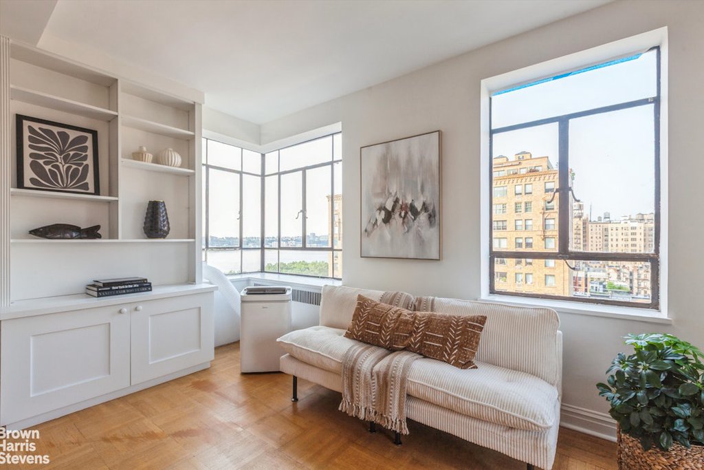 100 Riverside Drive, Unit 14E photo 7