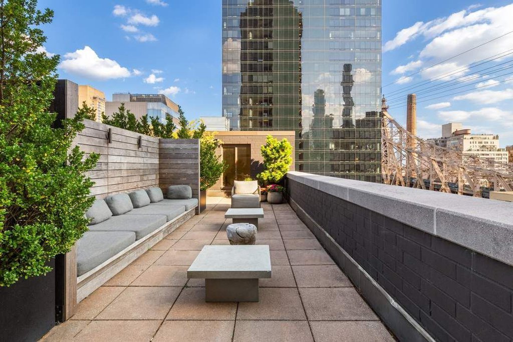 401 East 60th Street, Unit 16C photo 13