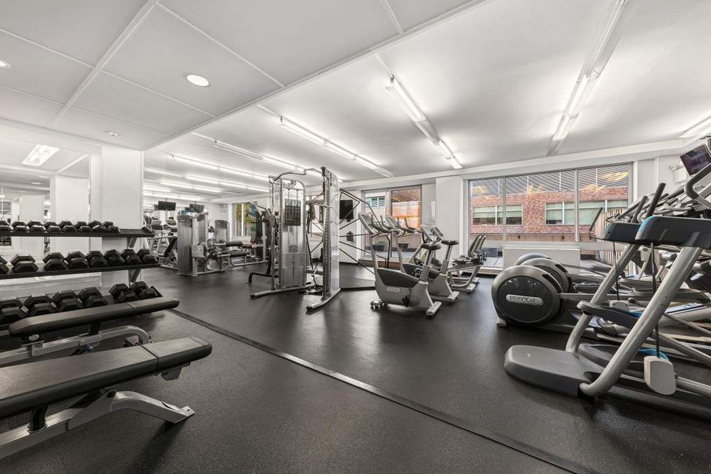 401 East 60th Street, Unit 16C photo 14