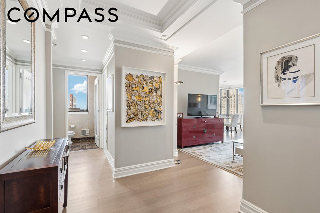 2 Columbus Avenue, Unit 39B photo 5