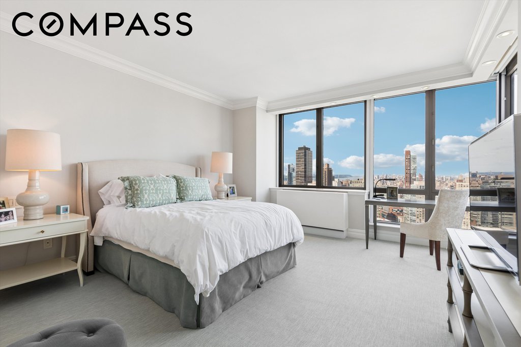 2 Columbus Avenue, Unit 39B photo 7