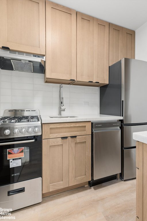 60 Sutton Place South, Unit 2IS photo 8