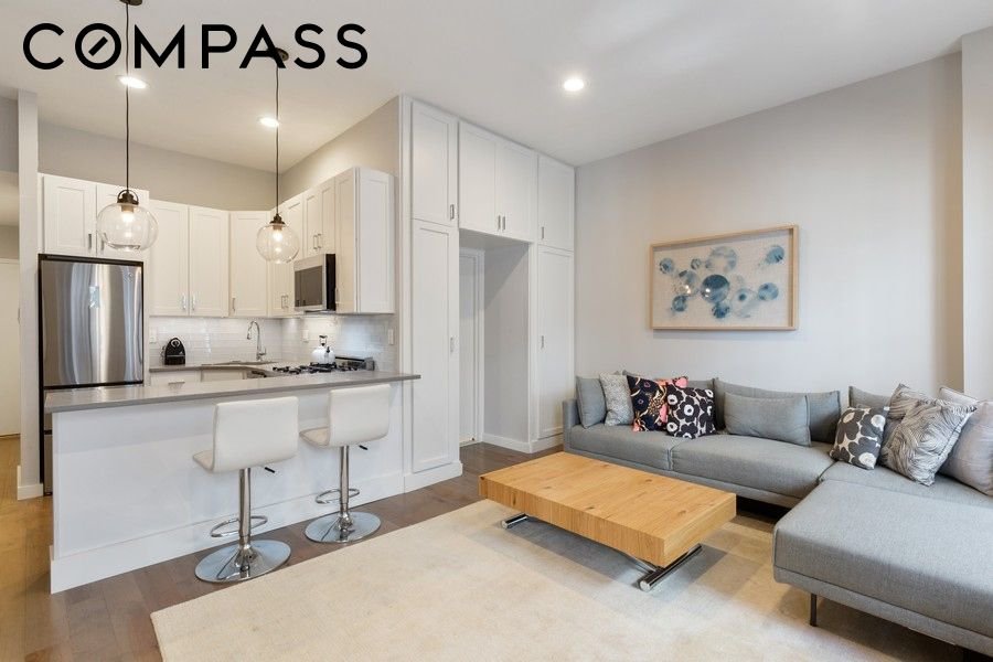 35 East 10th Street, Unit 5E photo 4