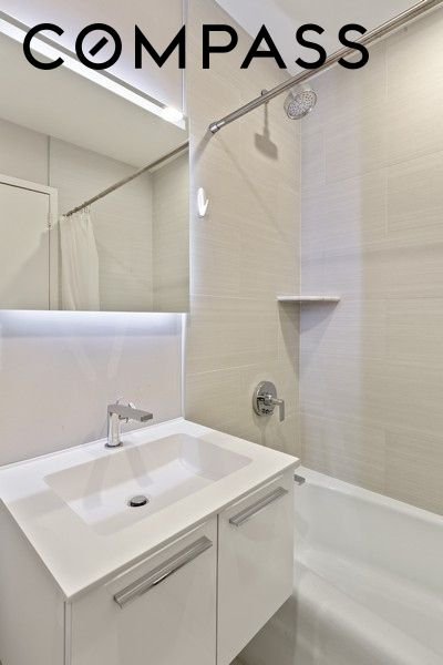 35 East 10th Street, Unit 5E photo 5