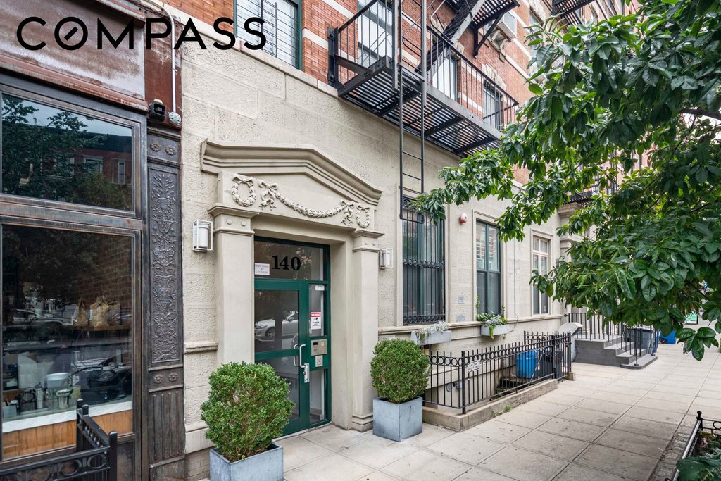 140 Edgecombe Avenue, Unit 1