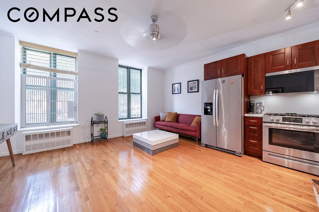 140 Edgecombe Avenue, Unit 1 photo 3