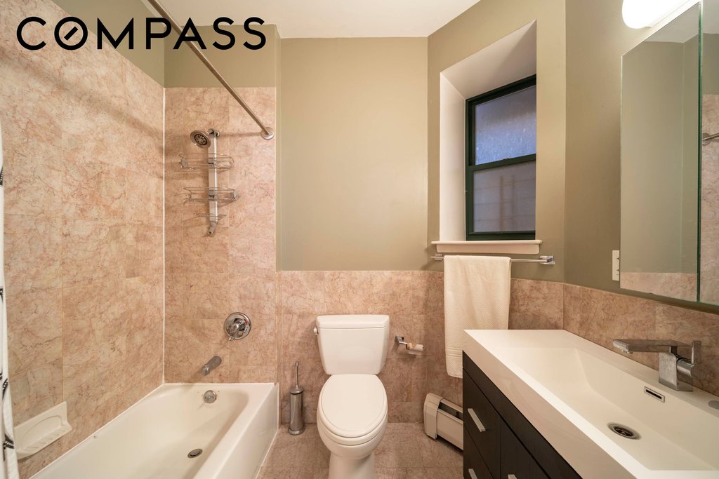 140 Edgecombe Avenue, Unit 1 photo 8