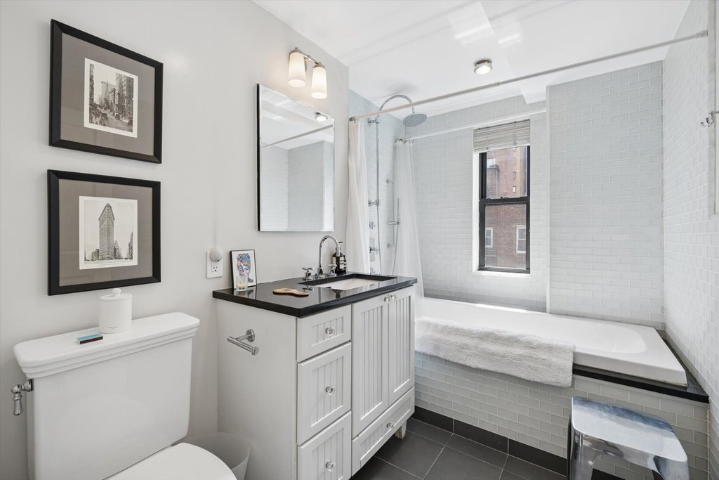 339 East 58th Street, Unit 7CD photo 17