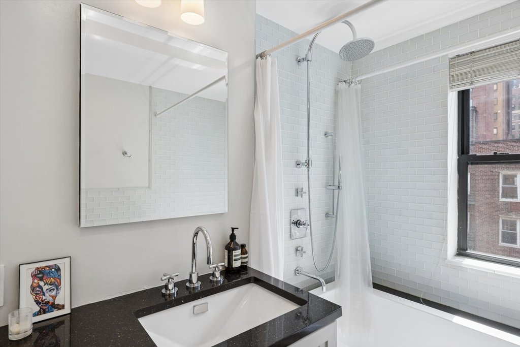 339 East 58th Street, Unit 7CD photo 19