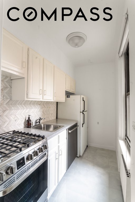 205 East 69th Street, Unit 8F photo 7
