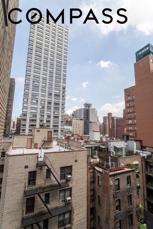 205 East 69th Street, Unit 8F photo 10
