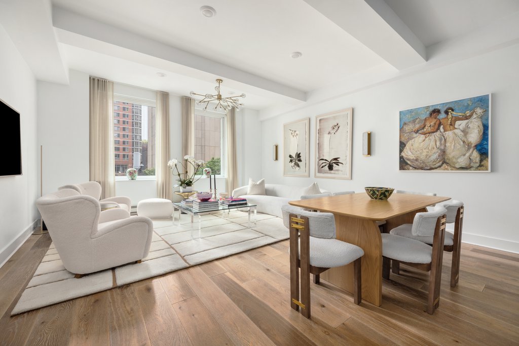 93 Worth Street, Unit 211